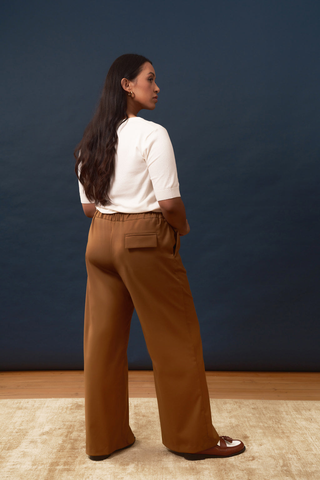 Relaxed Trouser in Rayon Polyester