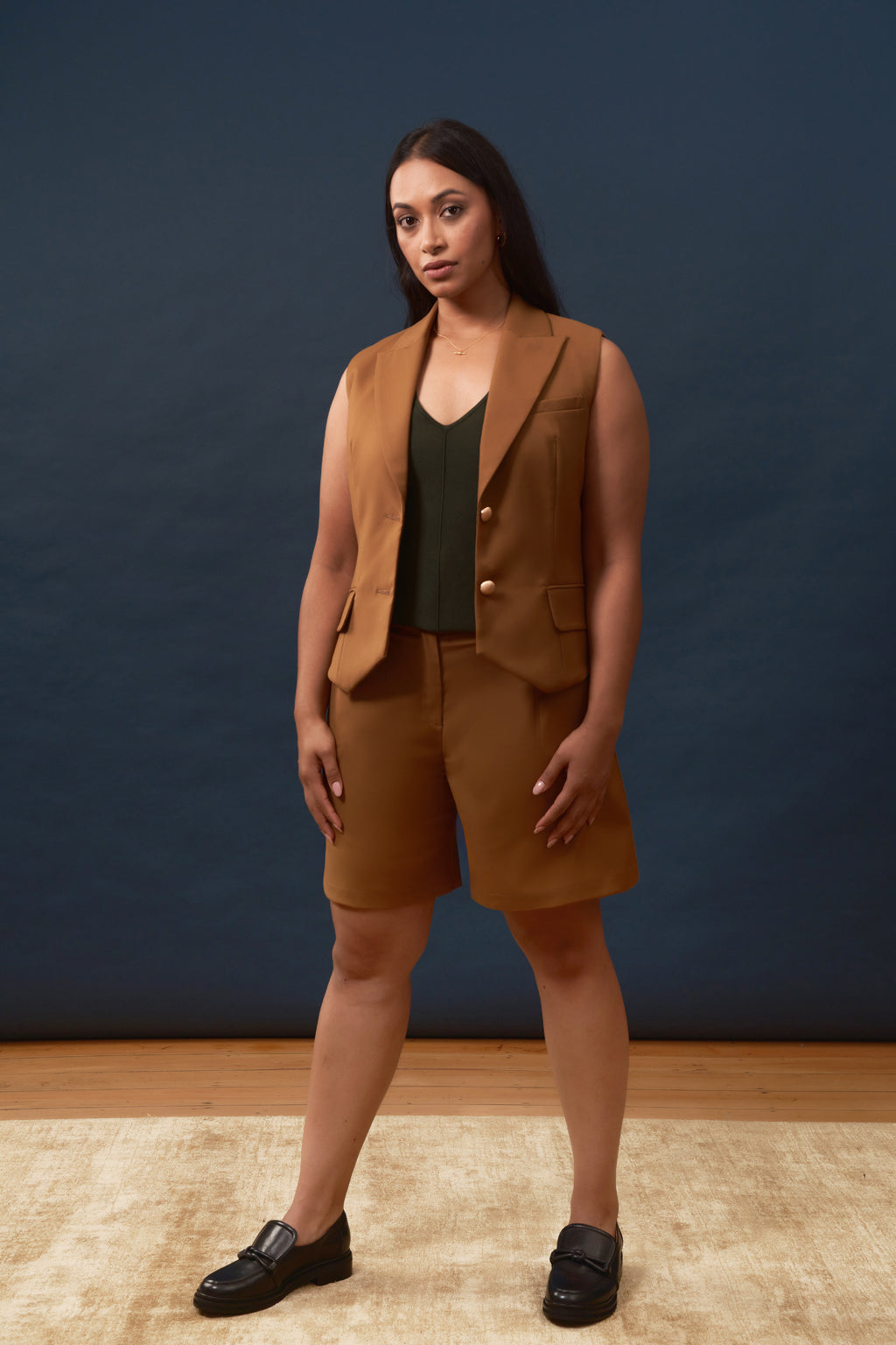 Tailored Shorts in Rayon Polyester