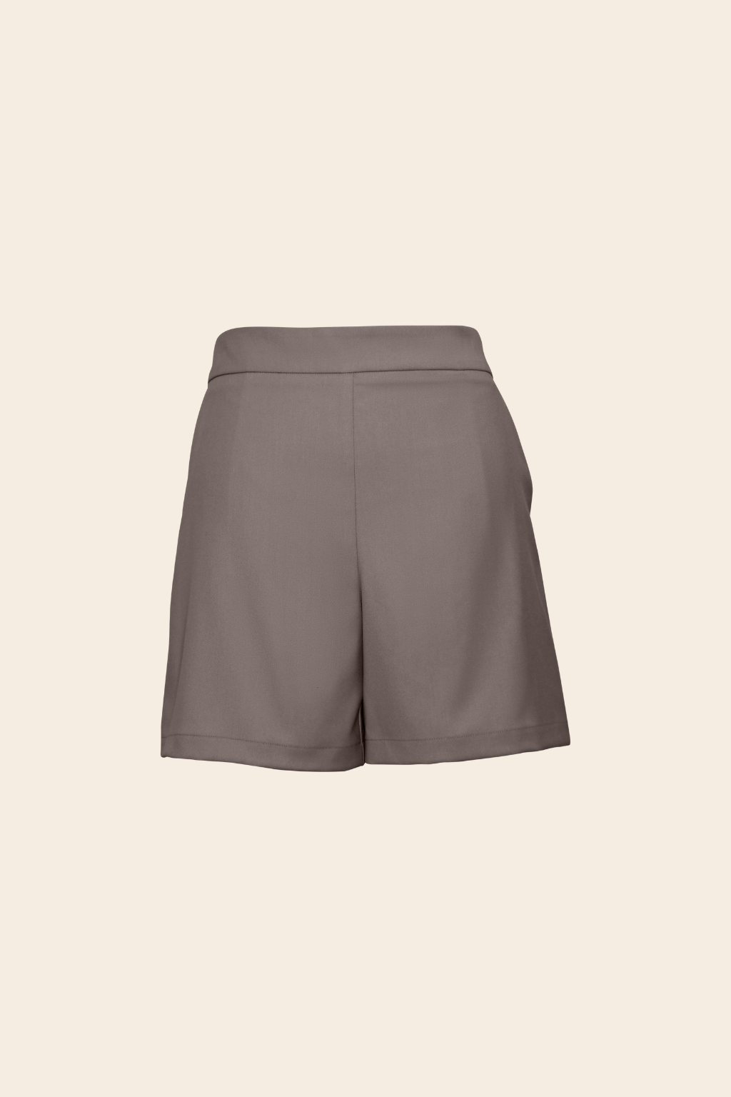 Relaxed Shorts in Rayon Polyester